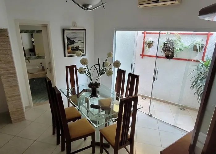 Casa Familiar Condominio Fechado