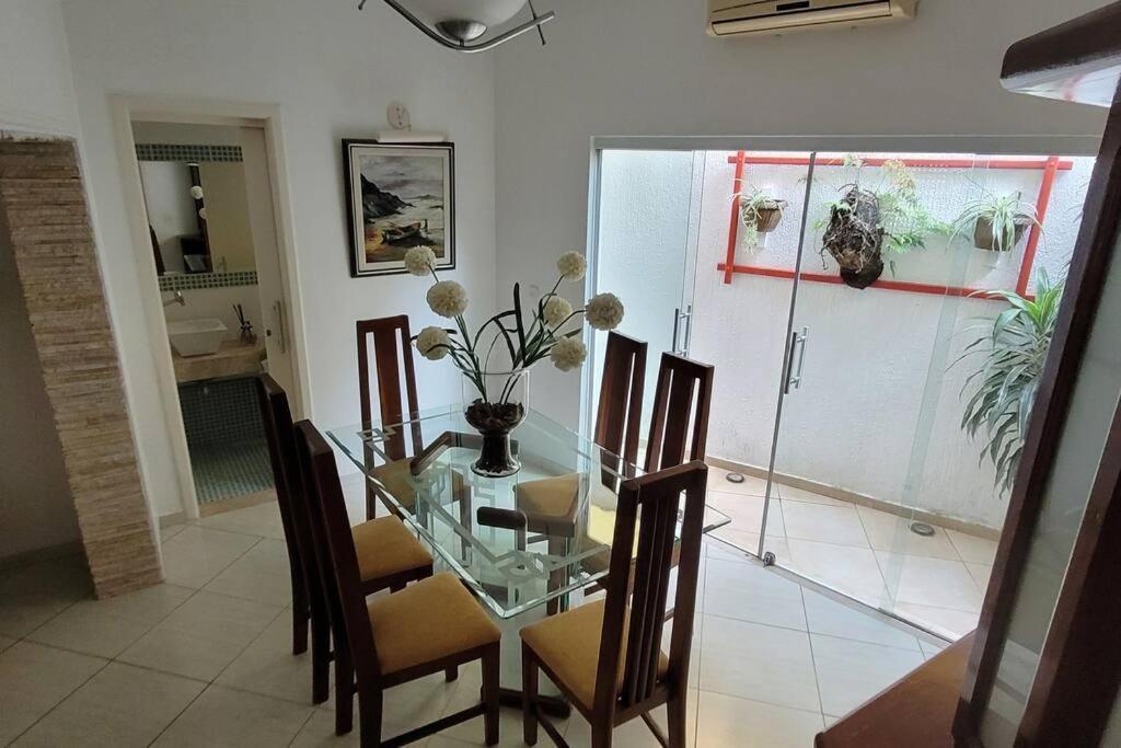 Casa Familiar Fechado Angra dos Reis